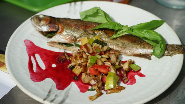 Grilled-trout-with-chokeberry-sauce1.jpg