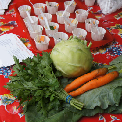 Kohlrabi Carrot Toss